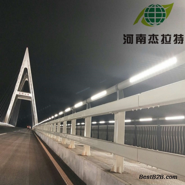 灯光桥梁护栏安全美观选择性强